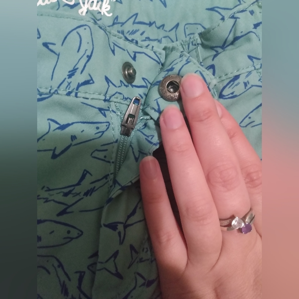 Cat and jack boys size 7 shark bathing suit bottom - Picture 3 of 4